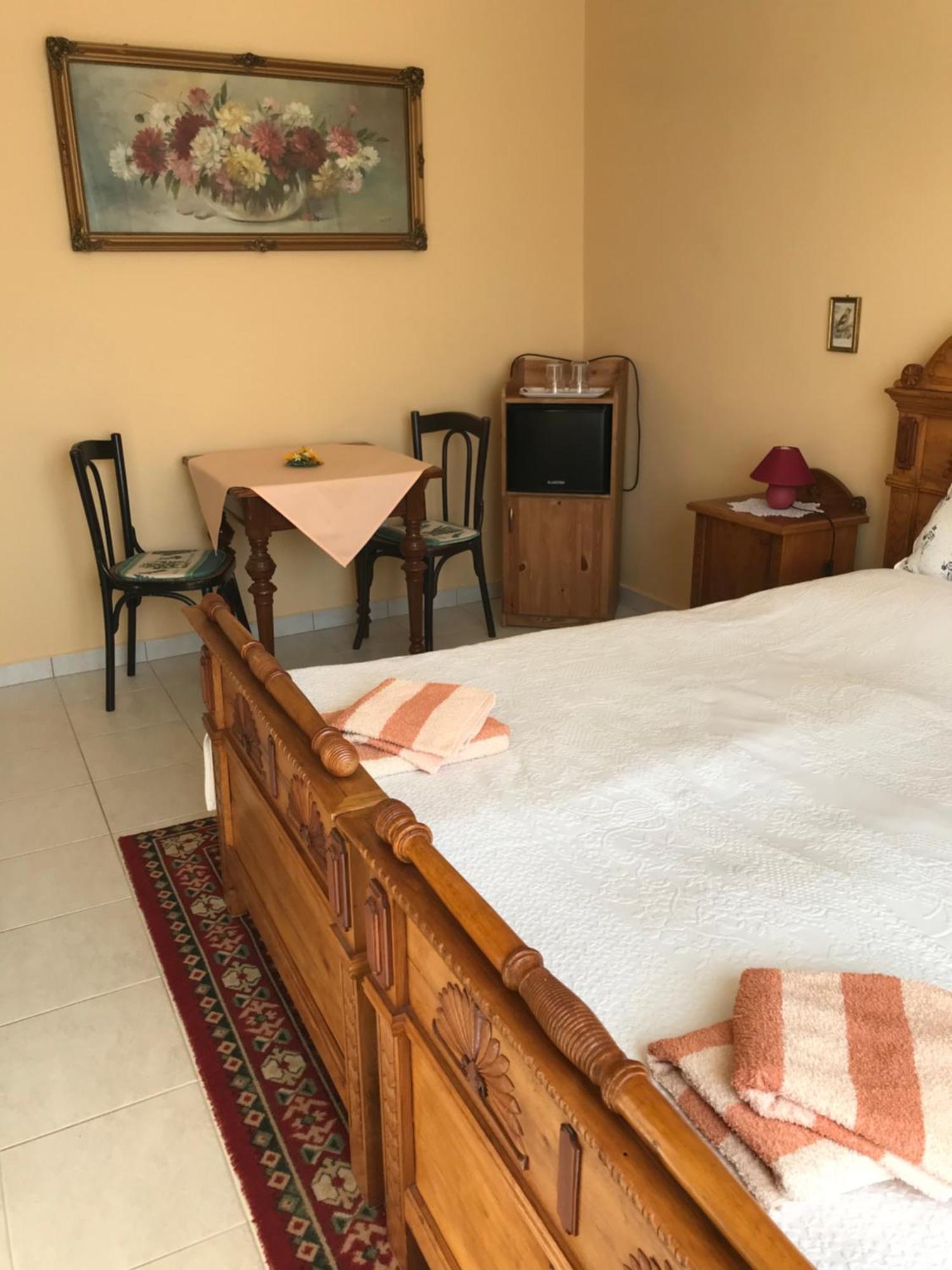 Bekolce Falubiro Vendeghaza المظهر الخارجي الصورة